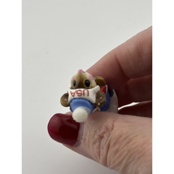 Wee Forest Folk " USA Skier" AP 1979 Retired Mouse Figurine MS-9 - Picture 5 of 8